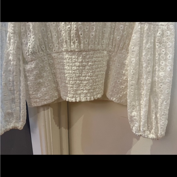 Bardot white beautiful blouse size AU 8 - Picture 5 of 6